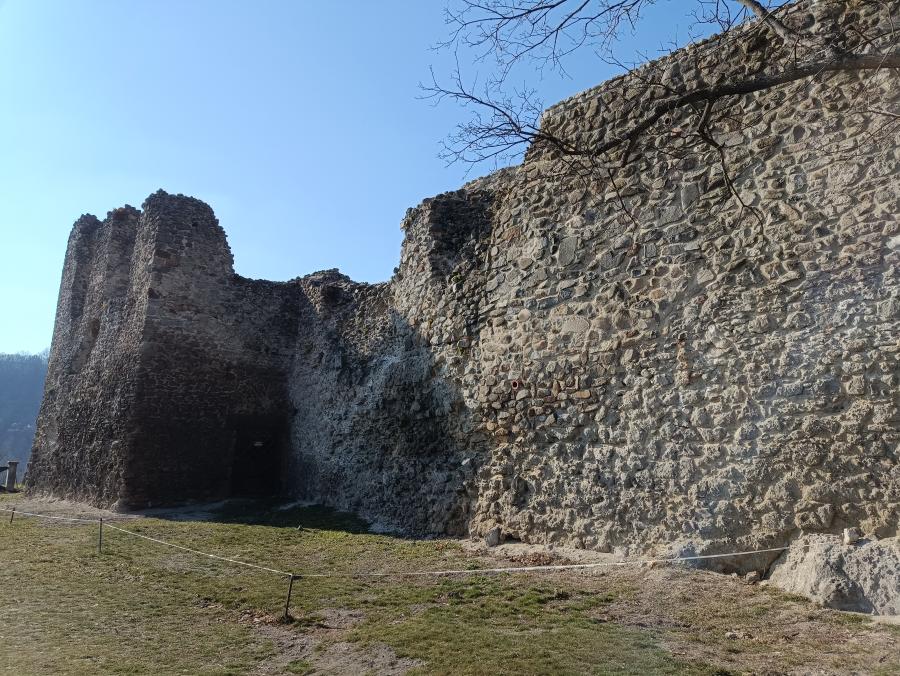 Hrad Modrý Kameň Fotogaléria