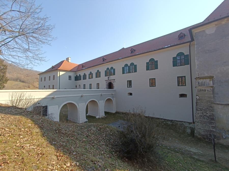 Hrad Modrý Kameň Fotogaléria