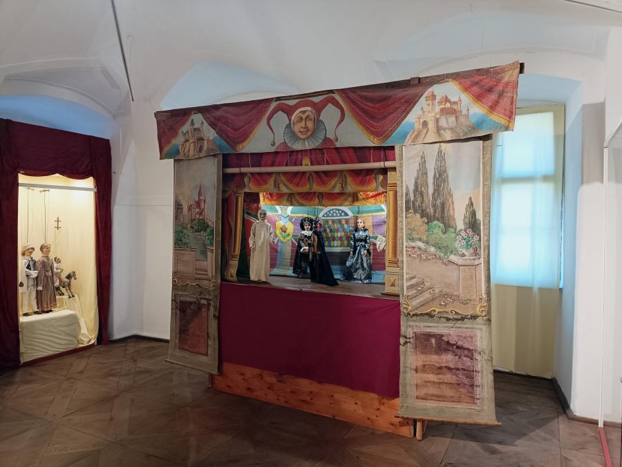 Hrad Modrý Kameň - expozícia bábkarstva Fotogaléria