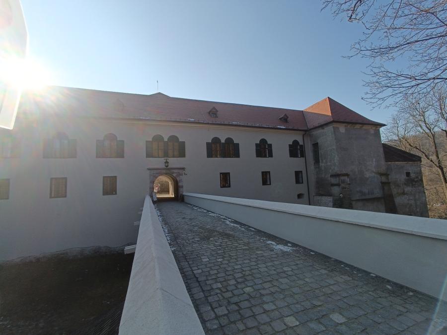Hrad Modrý Kameň Fotogaléria